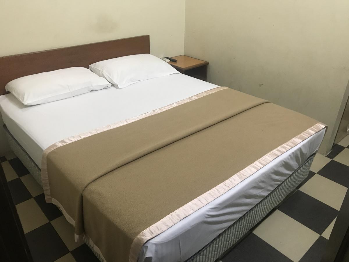 Jr Hotel Ситиаван Екстериор снимка